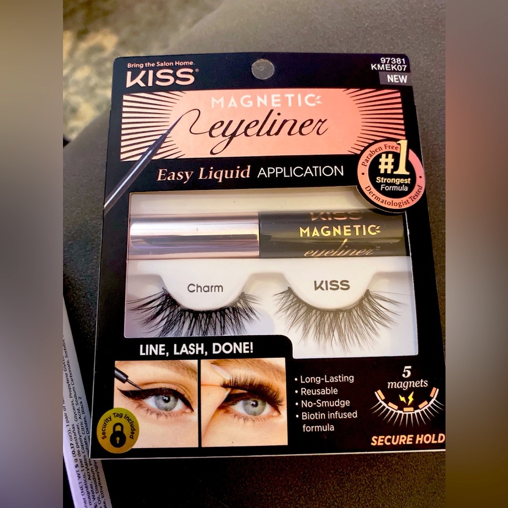 KISS Magnetic Eyeliner — Easy Liquid Application —